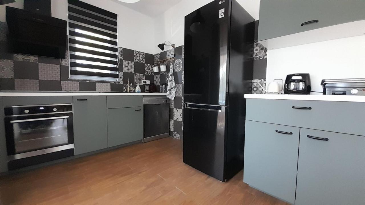 Apartments & Room Danijel Pinezići Kültér fotó