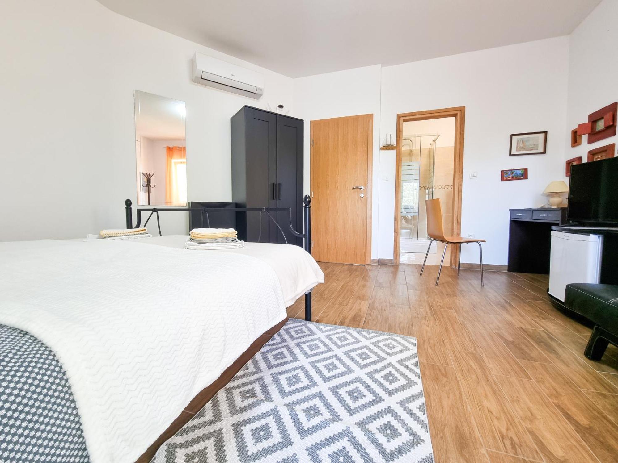 Apartments & Room Danijel Pinezići Kültér fotó
